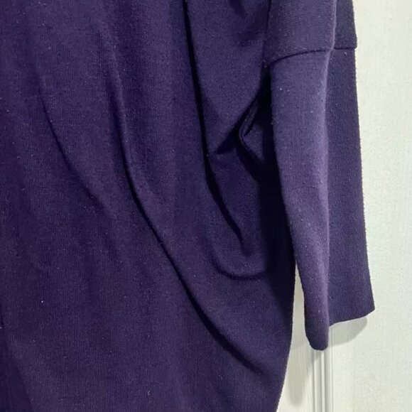 Women's MOMO Fashion Sweater Top Size Small NWT - Picture 5 of 6